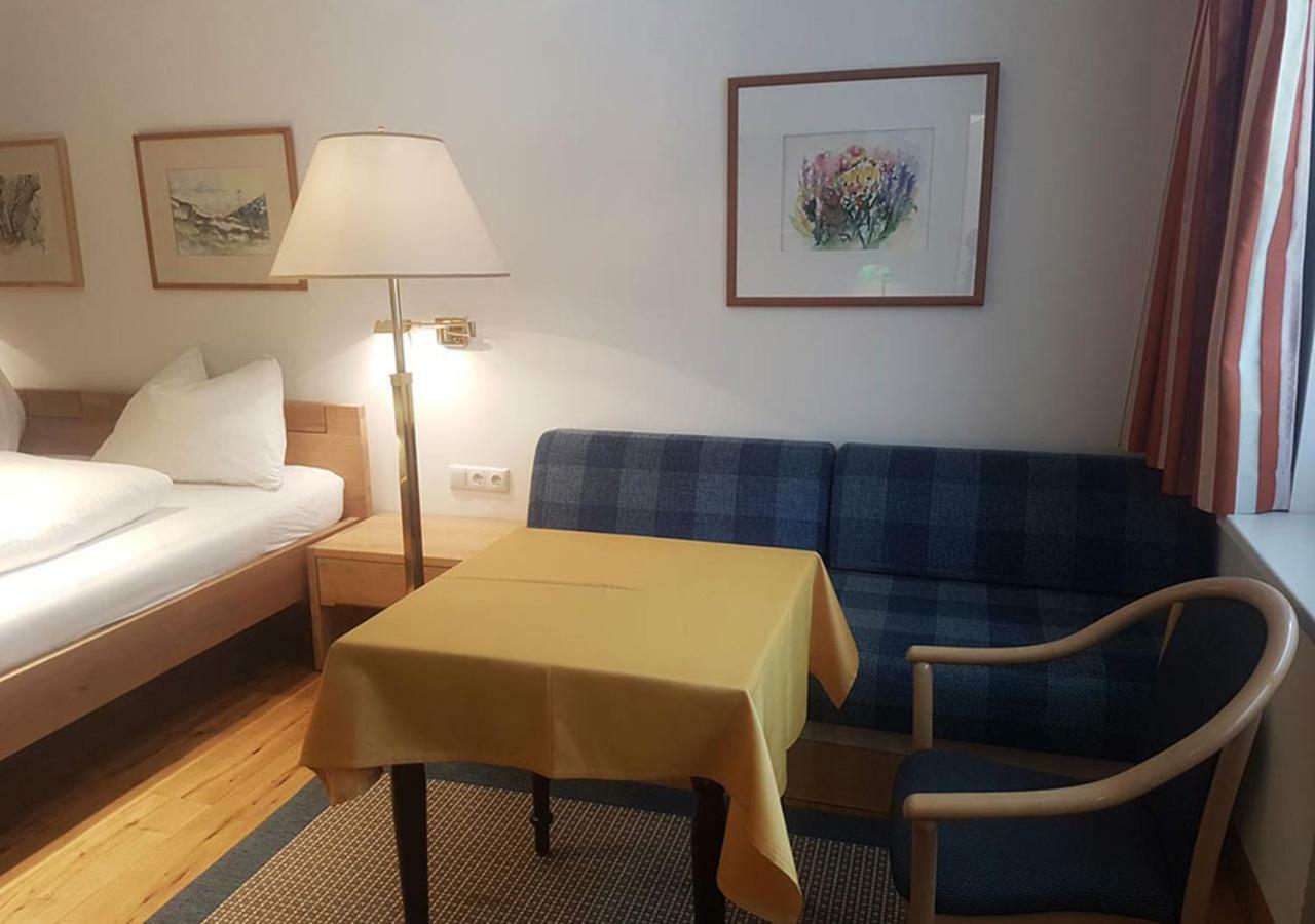 Comfort Rooms Bruckner バードガシュタイン 部屋 写真
